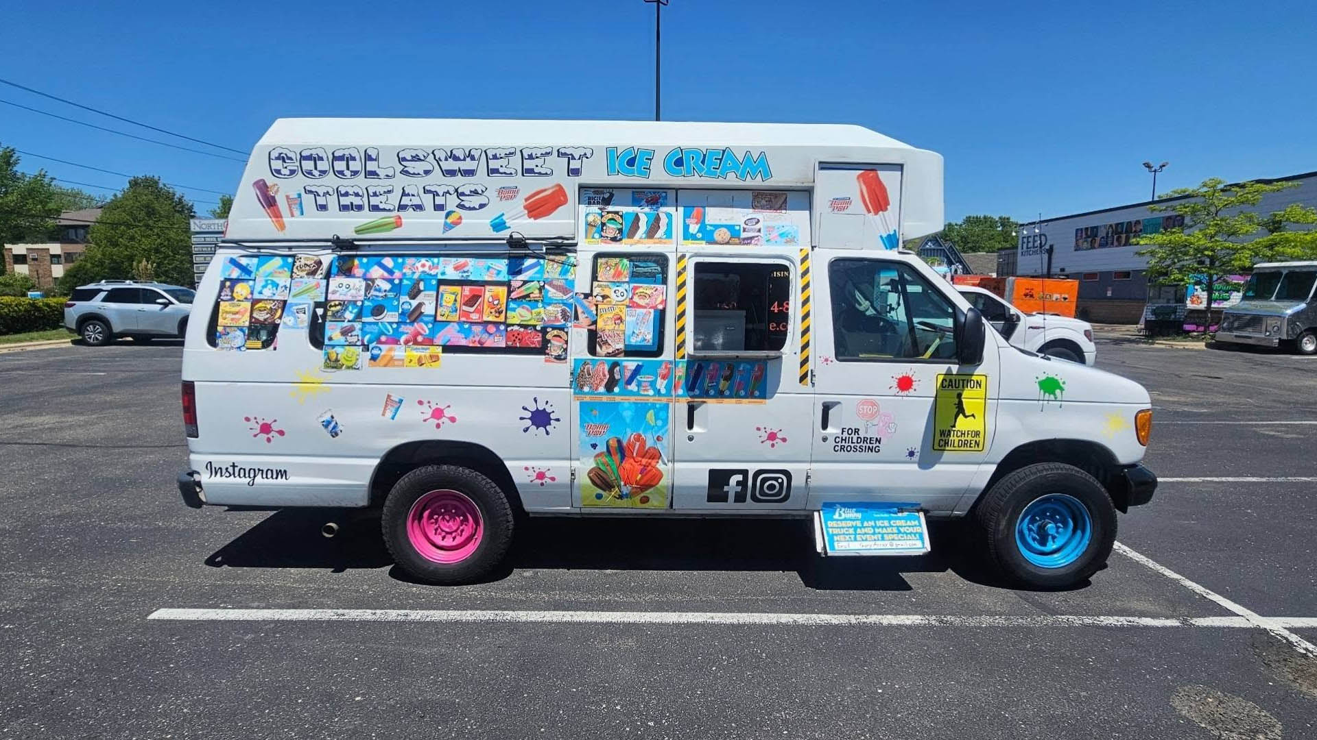 Scoop, There It Is! Ice Cream Truck